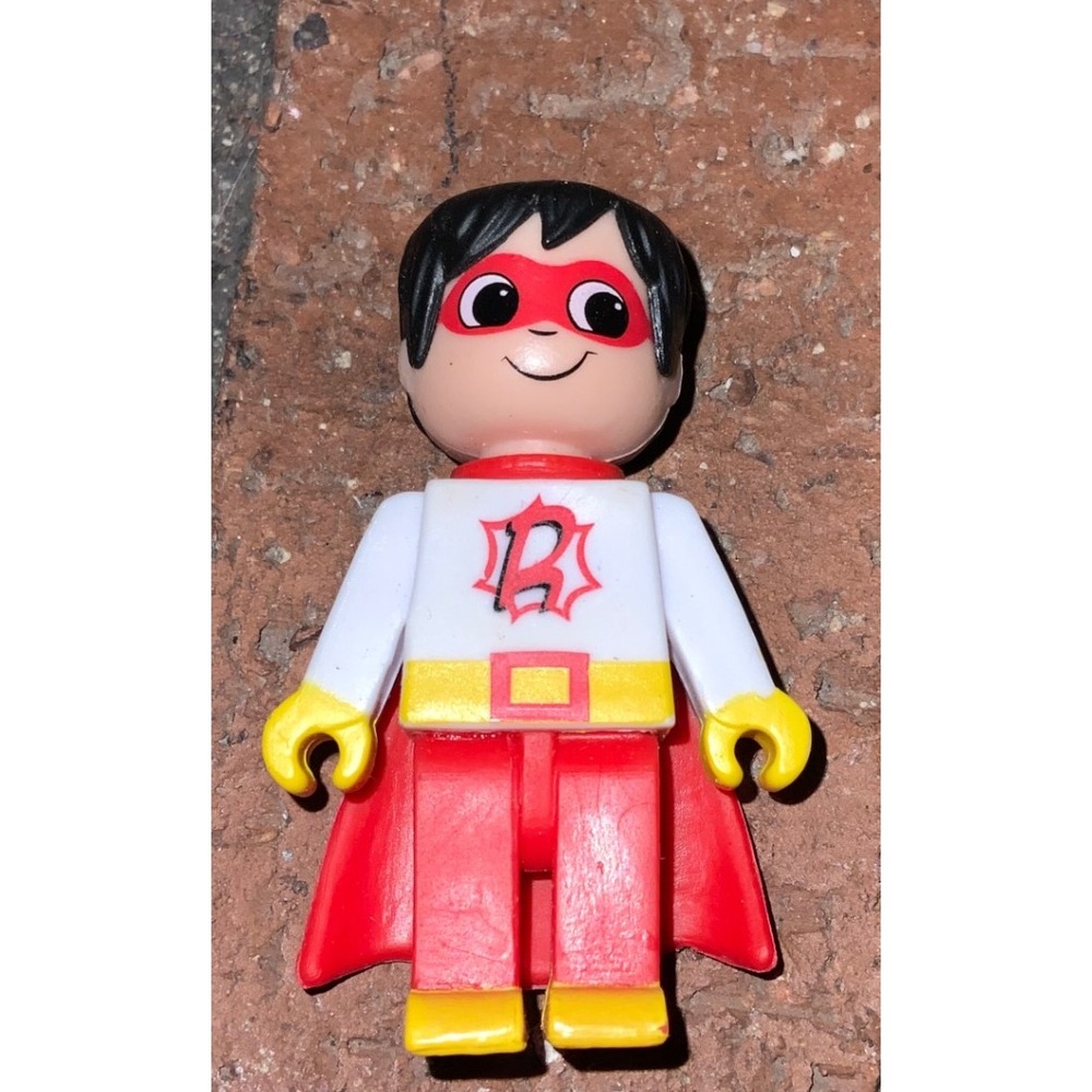 Ryan's World Super Hero Titan‎ 2.25" Mini Figure Red Cape